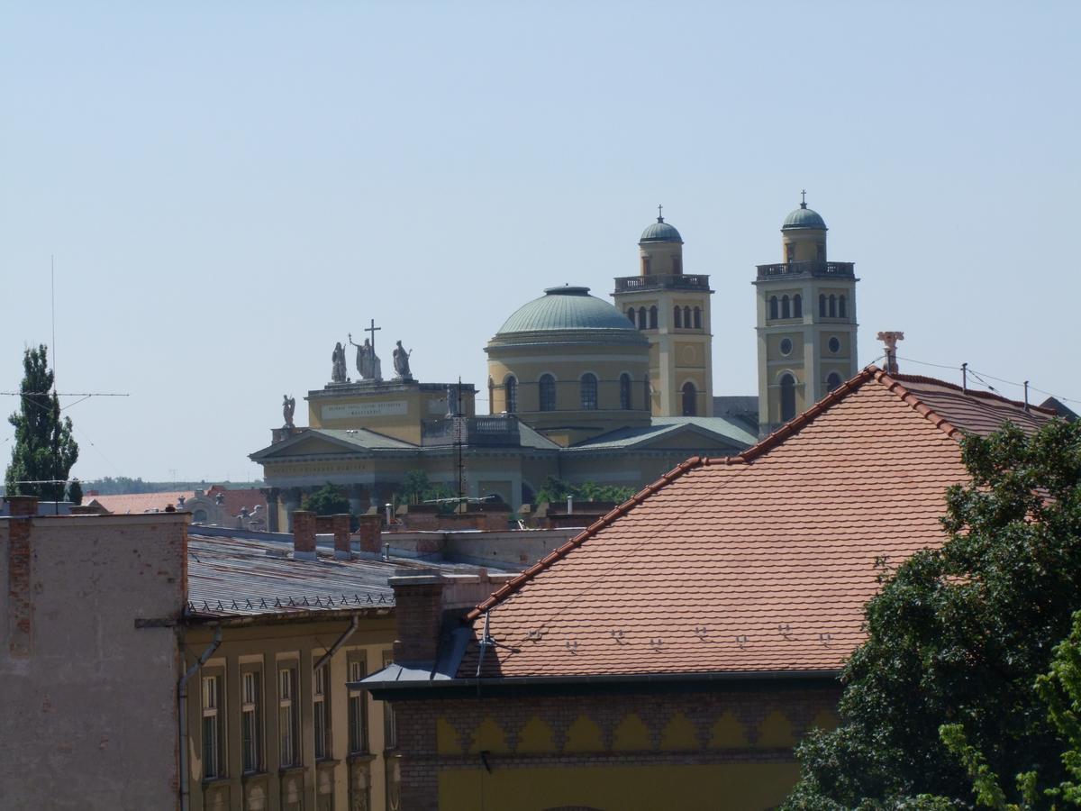 Minaret Apartman Apartman Eger Kültér fotó